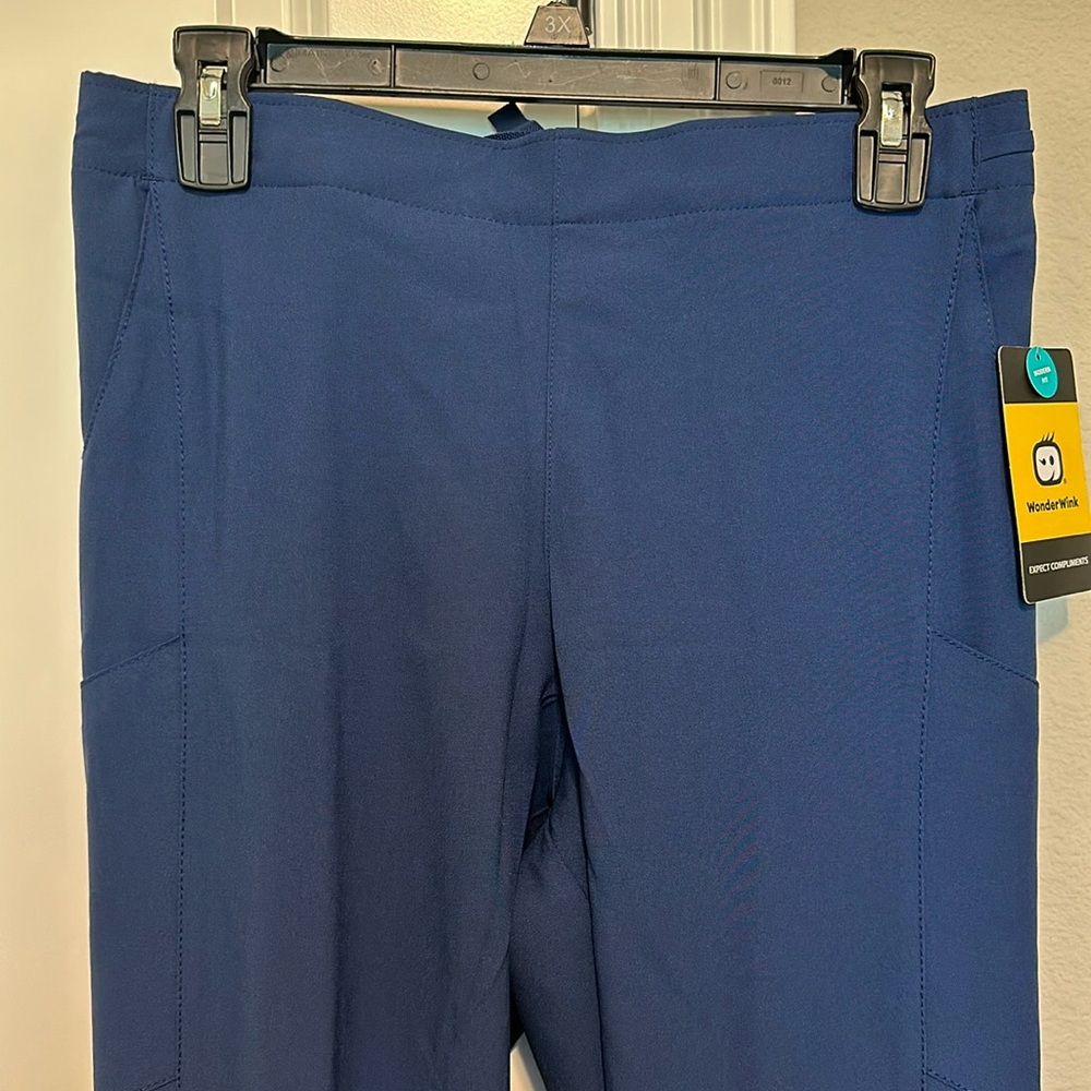 Wonder Wink modern fit scrubs